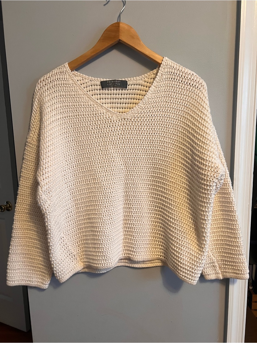 Cozy V-Neck Knit Sweater - white/Cream